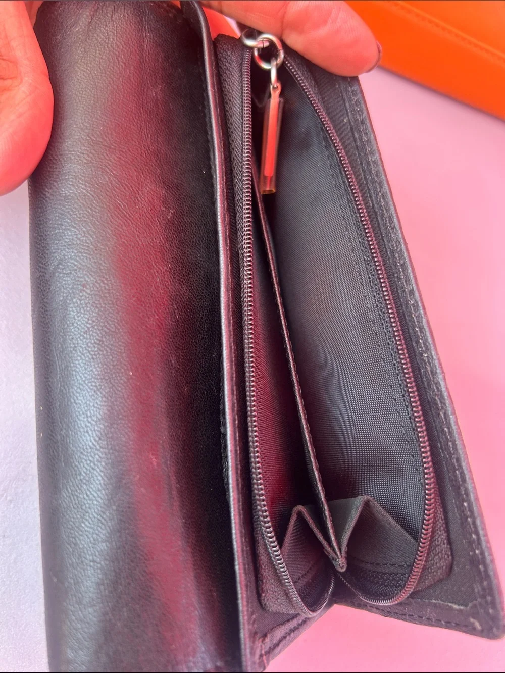 Wilsons Leather Burgundy Leather Trifold Wallet - Picture 8 of 8